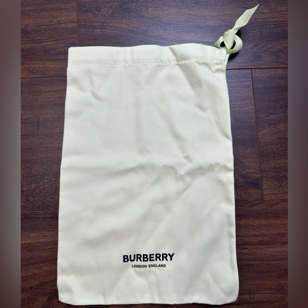 9.75x14.75” Burberry Dust Bag